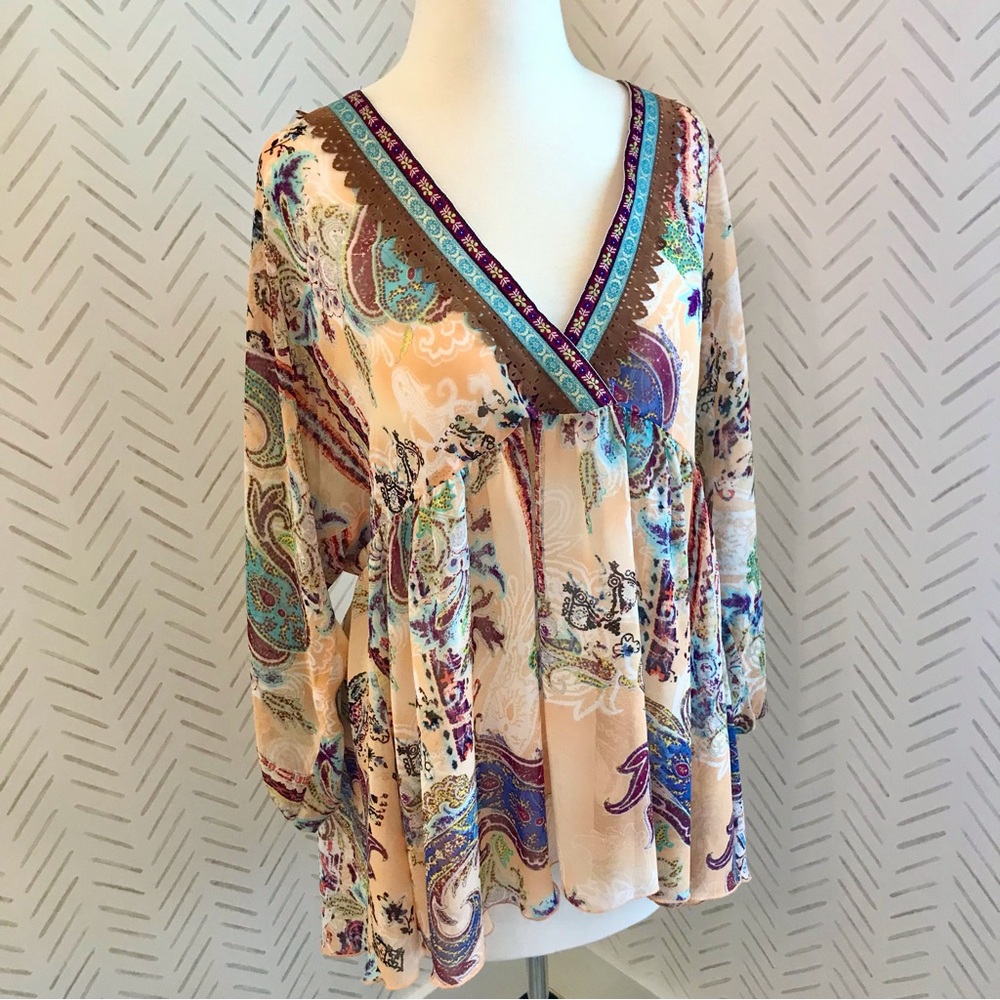Ivy Jane Embellished V Neck Tunic Size Small